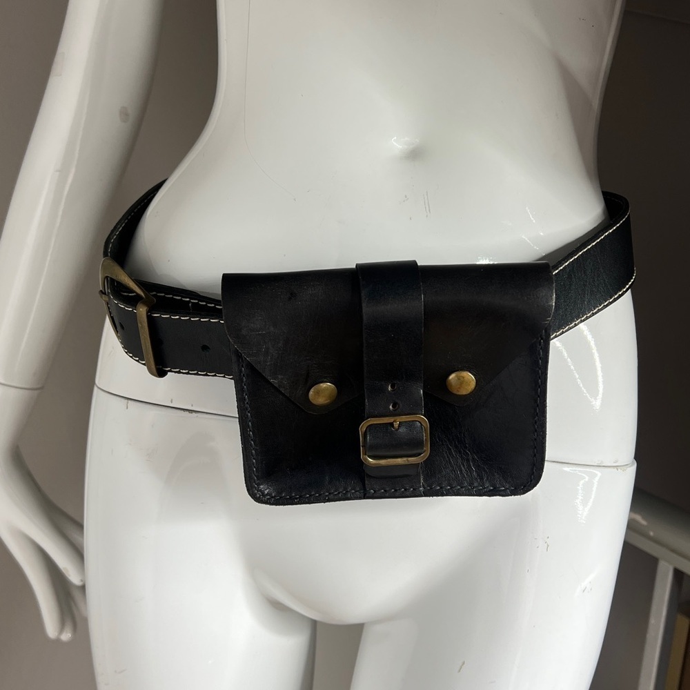 Black Leather Belt 38-34 with Double Snap Pouch Solid Brass Hardware